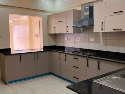 3 Bedroom Apartment with DSQ for Rent in Kilimani Nairobi – Spacious, Modern & Premium Living (KES 145,000).