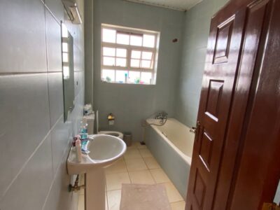 5 Bedroom House To Let in Runda, Nairobi | KES 300,000 Per Month