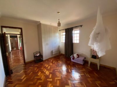 5 Bedroom House To Let in Runda, Nairobi | KES 300,000 Per Month