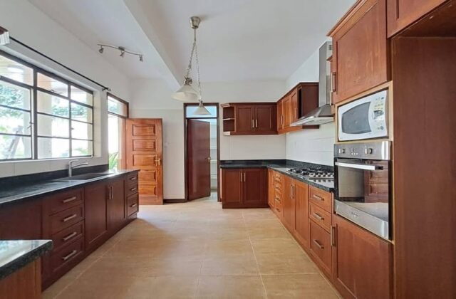 4 Bedroom All Ensuite House for Rent in Spring Valley, Shanzu Road | KSh 280,000 Per Month