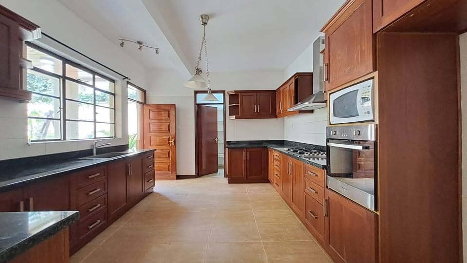4 Bedroom All Ensuite House for Rent in Spring Valley, Shanzu Road | KSh 280,000 Per Month