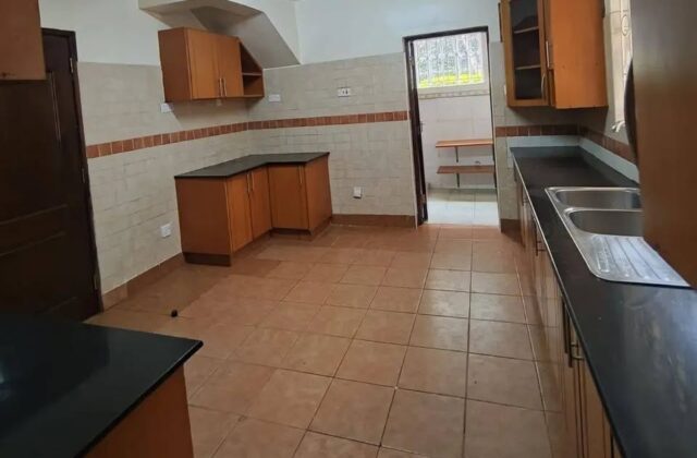 4 Bedroom All Ensuite Townhouse + DSQ for Rent in Kileleshwa, Nairobi | KSh 160,000 Per Month.