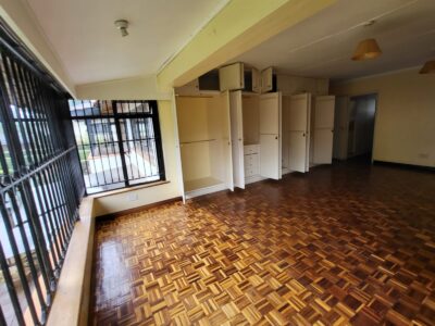 Luxury 4 Bedroom Standalone House with Guest Wing for Sale & Rent in Gigiri, Nairobi