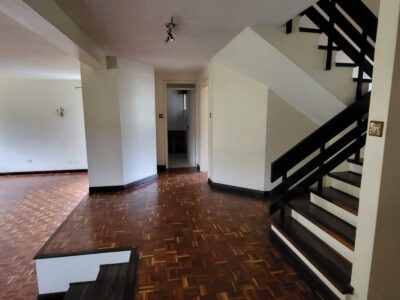 Luxury 4 Bedroom Standalone House with Guest Wing for Sale & Rent in Gigiri, Nairobi