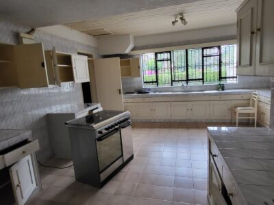 Luxury 4 Bedroom Standalone House with Guest Wing for Sale & Rent in Gigiri, Nairobi