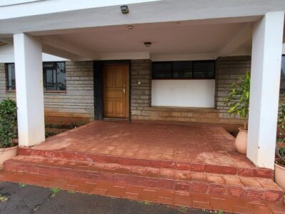 Luxury 4 Bedroom Standalone House with Guest Wing for Sale & Rent in Gigiri, Nairobi
